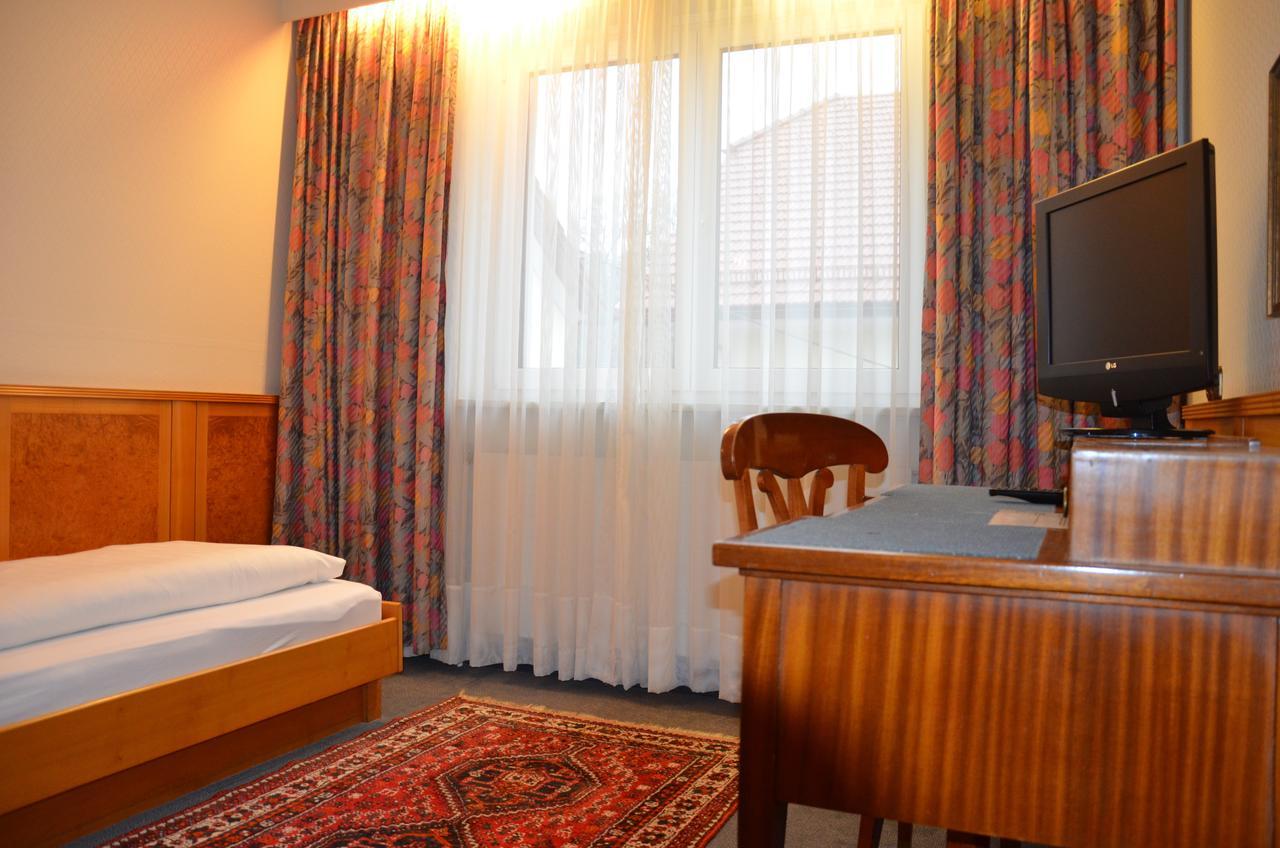 Hotel Alhartinger Hof Leonding Chambre photo